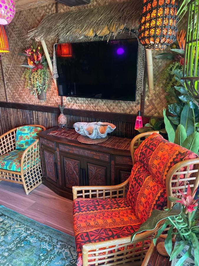 The Kondo Tiki 탬파 외부 사진