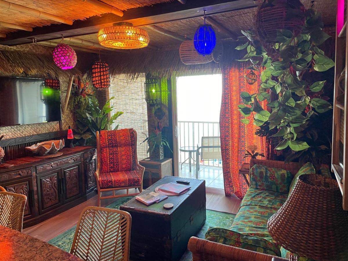 The Kondo Tiki 탬파 외부 사진